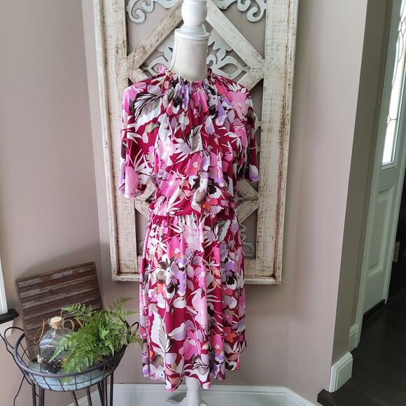 Maggy London Women's Flutter Sleeve Ruffle High Neck Blouson A-Line Midi Dress - Picture 3 of 15